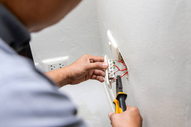 Best Circuit Breaker Repair  in Dash Point, WA